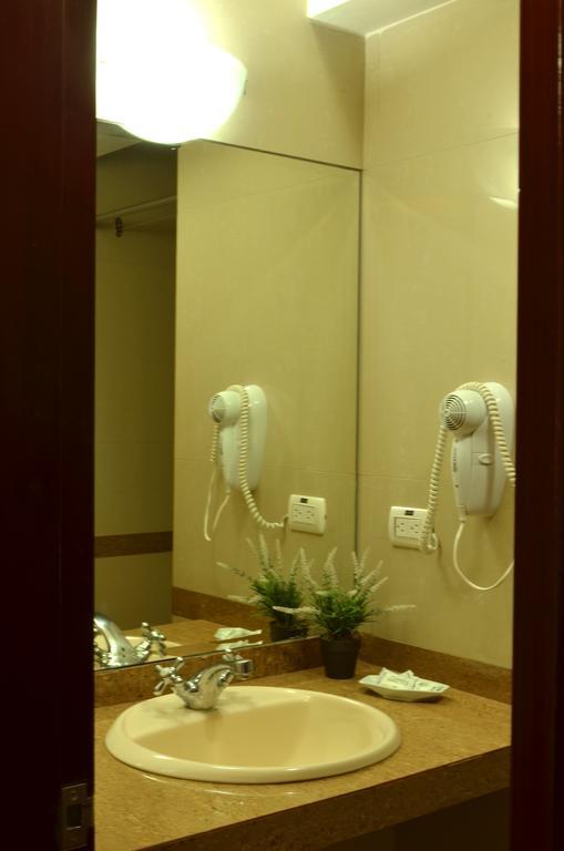 El Tambo 1 Hotel 3*