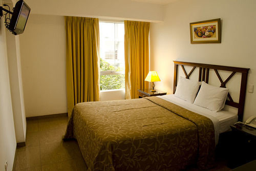 El Tambo 1 Hotel