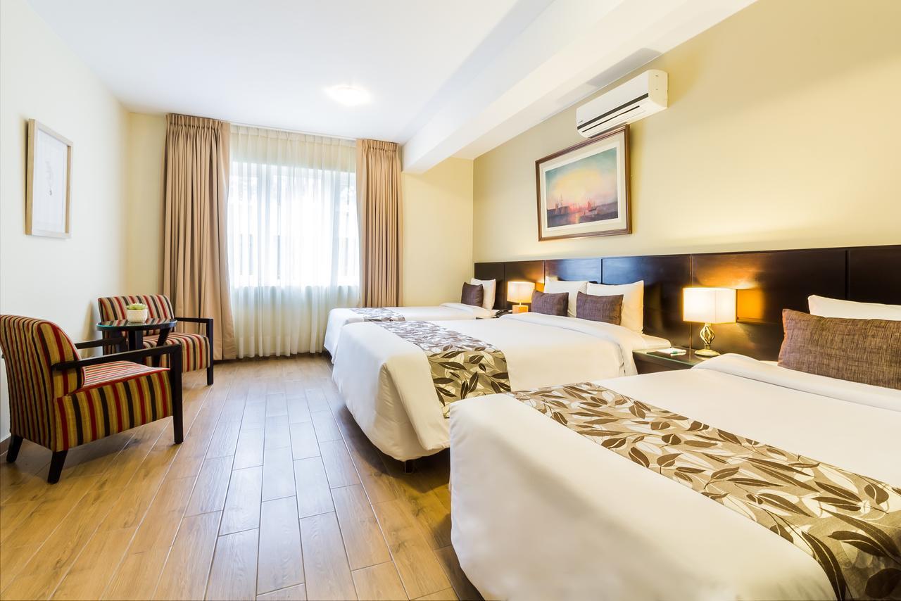 El Tambo 1 Hotel 3*
