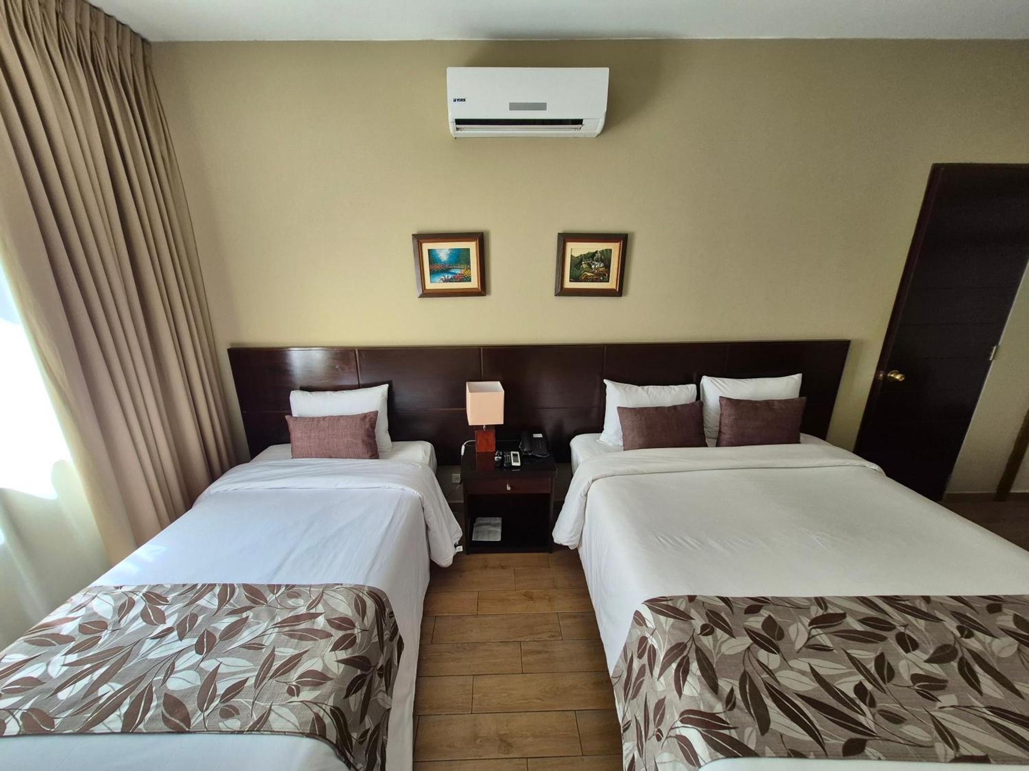 El Tambo 1 Hotel 3*